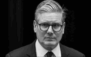 यूक्रेन युद्ध के तीन साल: ब्रिटेन के प्रधानमंत्री कीव में, रूस पर बढ़ता दबाव और ट्रंप की भूमिका