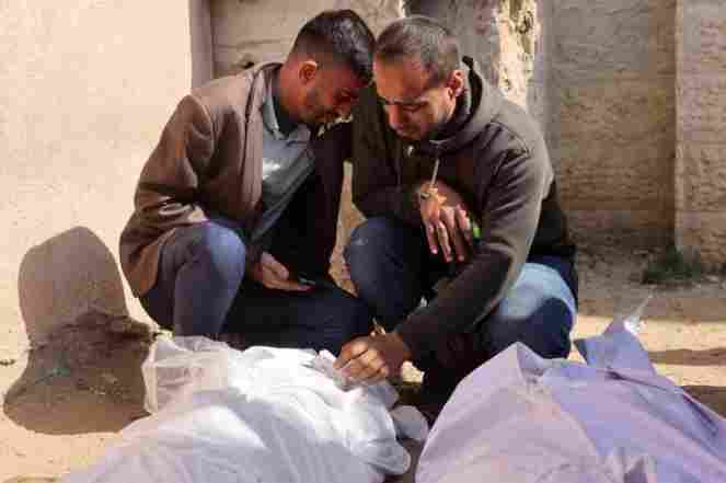 14 Palestinian civilians killed in Israeli attack in Gaza, ceasefire in danger